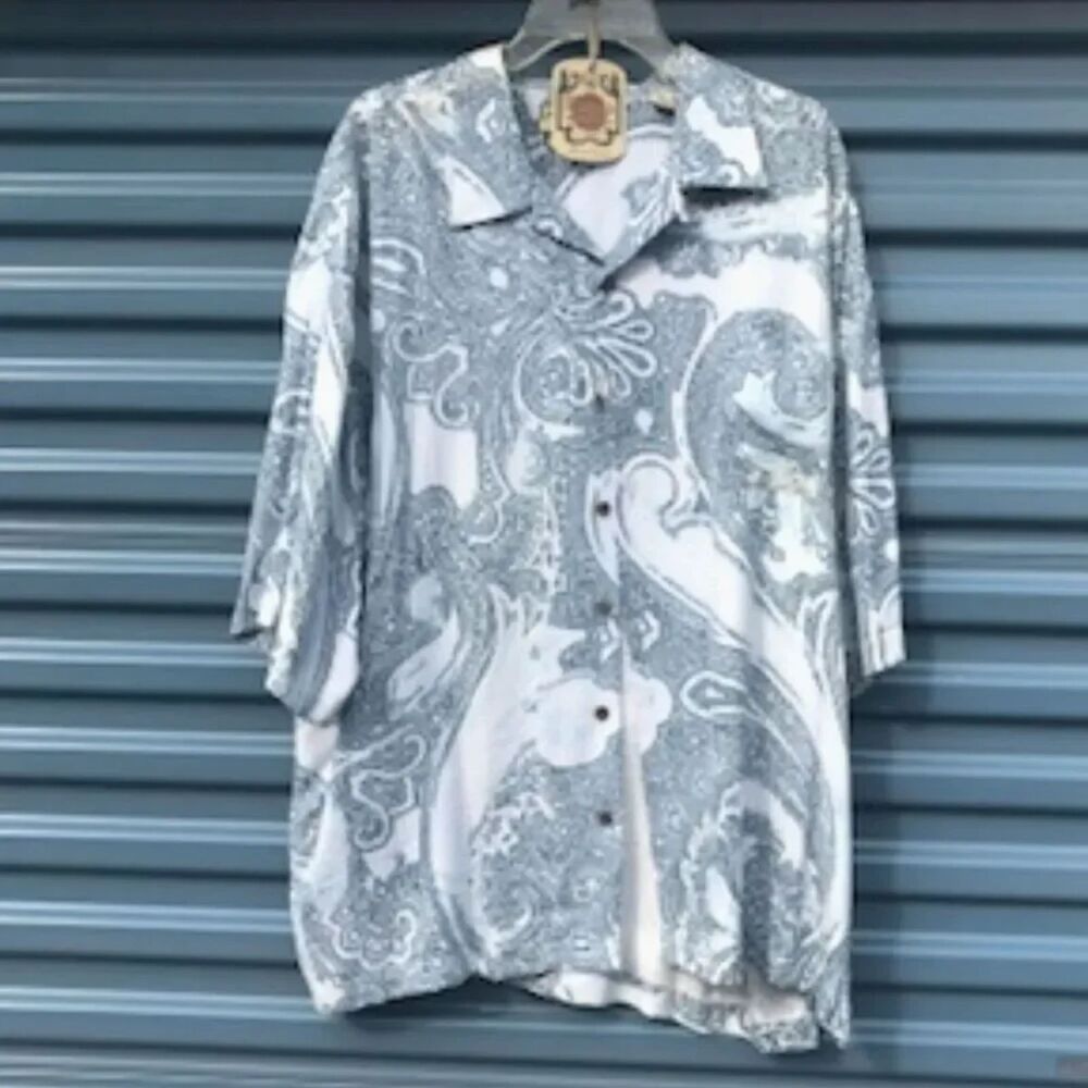 Size: Extra Large {46-48} 100% Cotton Button Down Polo Shirt . Pusser's . NWT's